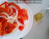 Foto del paso 6 de la receta: Ensalada de Pimientos Piquillo y Cebolla