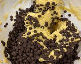 A picture of step 3 of Famous Amos style cookie.