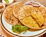 गोभी का पराठा नए फ्लेवर में (Gobi ka Paratha in a new flavour) रेसिपी चरण 8 फोटो