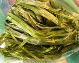 Hình bước làm 1 của món Hẹ Nước Chấm Mắm Kho