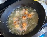 A picture of step 5 of Crispy Shrimp Balls with Sauce.