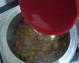 A picture of step 4 of Corn pulao.