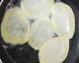A picture of step 3 of Crispy Potato Chips.