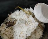 Foto langkah ke 5 dari resep Nasi Liwet Gurih Teri Medan.