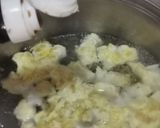 Foto langkah ke 4 dari resep Sup Sayur Telur.