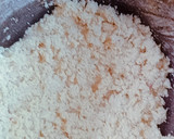 A picture of step 3 of Cassava cake/Kosan rogo.