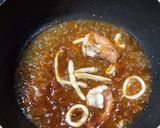 A picture of step 3 of Pad Thai with Mixed Proteins.