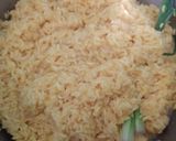 Gambar langkah 4 resipi Pulut Kuning Berinti.
