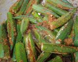 भरवाँ मसाला भिंडी(bharwa masala bhindi recipe in hindi) रेसिपी चरण 5 फोटो