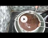 Foto langkah ke 2 dari resep Brownies kukus coklat ny LIEM 8 butir telur.