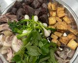 A picture of step 5 of Bún Đậu Mắm Tôm with Boiled Pork Offal.