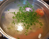 Foto del paso 2 de la receta: Sopa de pescado con huevo picado