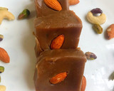 A picture of step 1 of No Sugar Dates Halwa.