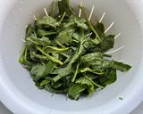 A picture of step 1 of Adobong Kangkong (water spinach).