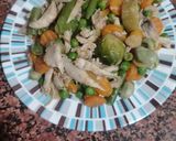 Foto del paso 3 de la receta: Menestra con pollo