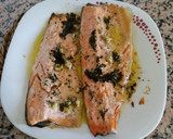 Foto del paso 6 de la receta: Filetes de trucha al ajillo