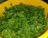 A picture of step 2 of Pea, Spinach, and Cauliflower Vegetable Curry.
