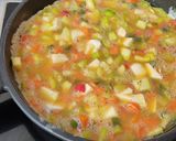 Foto del paso 4 de la receta: Tortilla de calabacín, zanahoria y pimiento
