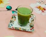 A picture of step 3 of MATCHA LATTE (Matcha green tea).