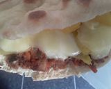 Foto del paso 19 de la receta: Pan de Pita relleno con "carne de coliflor" piña dulce y queso!!! 🍘🍍🧀🍘