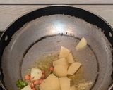A picture of step 4 of Sabudana khichdi.