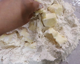 Foto del paso 3 de la receta: Scones dulces con mermelada de frutos rojos con queso Philadelphia
