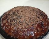 A picture of step 5 of Ruafza rose chocolate cake.