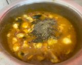 A picture of step 5 of Mushroom paneer pepper fry.