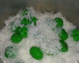 Foto langkah ke 6 dari resep Klepon Ketan Gula Merah Kenyal no Kapur Sirih.