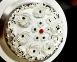 A picture of step 7 of Chocolate Vanilla Cake.