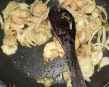 Foto langkah ke 3 dari resep Tumis Udang Labu Siam.
