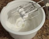 Φωτογραφία βήματος 1 της συνταγής Γεμιστό κέικ με καραμελωμένο γάλα