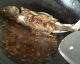 Foto langkah ke 5 dari resep Goreng Ikan Asam Manis.