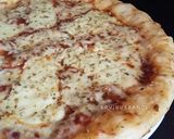 Foto langkah ke 5 dari resep Pizza Teflon Empuk Tanpa Tepung Protein Tinggi.