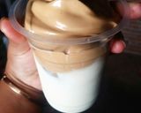 Foto langkah ke 2 dari resep Dalgona coffee.
