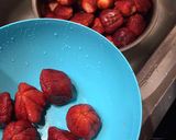 Foto del paso 1 de la receta: Brochetas de frutilla con Marshmellow