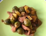 Foto del paso 4 de la receta: Coles de Bruselas con lomo a la soja