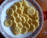 Foto langkah ke 8 dari resep Creamy Chicken Potato Pie.