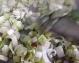 Foto del paso 1 de la receta: Pasta con salsa de puerro al vino blanco🍝