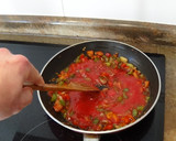 Foto del paso 3 de la receta: Embutido con tomate
