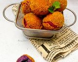 Foto langkah ke 6 dari resep Bola Ubi Ungu Isi Coklat.