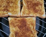 Foto langkah ke 3 dari resep "Brown Sugar Toast".