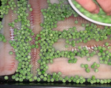 Foto del paso 5 de la receta: Abadejo al horno con guisantes