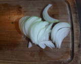Foto del paso 1 de la receta: Pulpitos con cebolla dorada y acompañamiento (arroz)