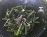 Foto del paso 5 de la receta: Ensalada de calamares, judías verdes y alga wakame