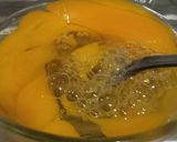 Foto langkah ke 5 dari resep Kue soes vla buah.