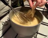 Foto del passaggio 8 della ricetta ☕️Crostata frolla al caffè, namelaka alla nocciola e crema leggere alla vaniglia☕️