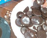 A picture of step 1 of OREO Churros.