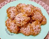 Foto langkah ke 5 dari resep Cheesy Corn Flakes Cookies.