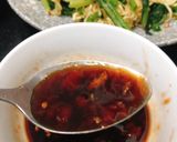 Hình bước làm 3 của món Mì Gói Xào Cải